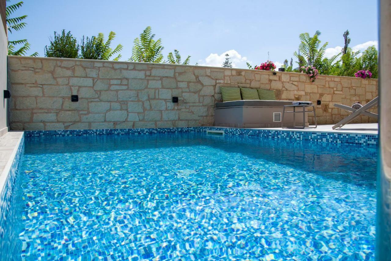 Villa Sirocos Stalós Exterior foto